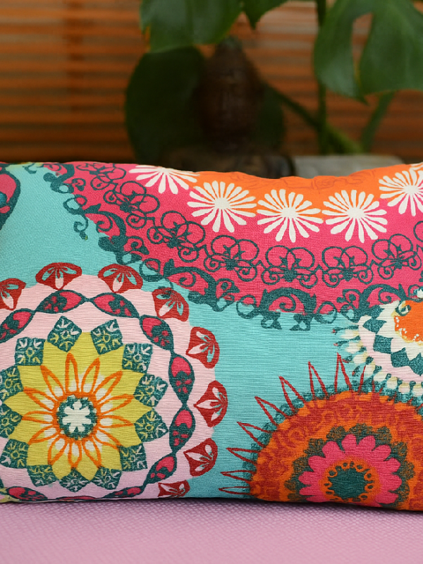 Lavendelkissen mit Mandala – beruhigender Duft und harmonisches Design